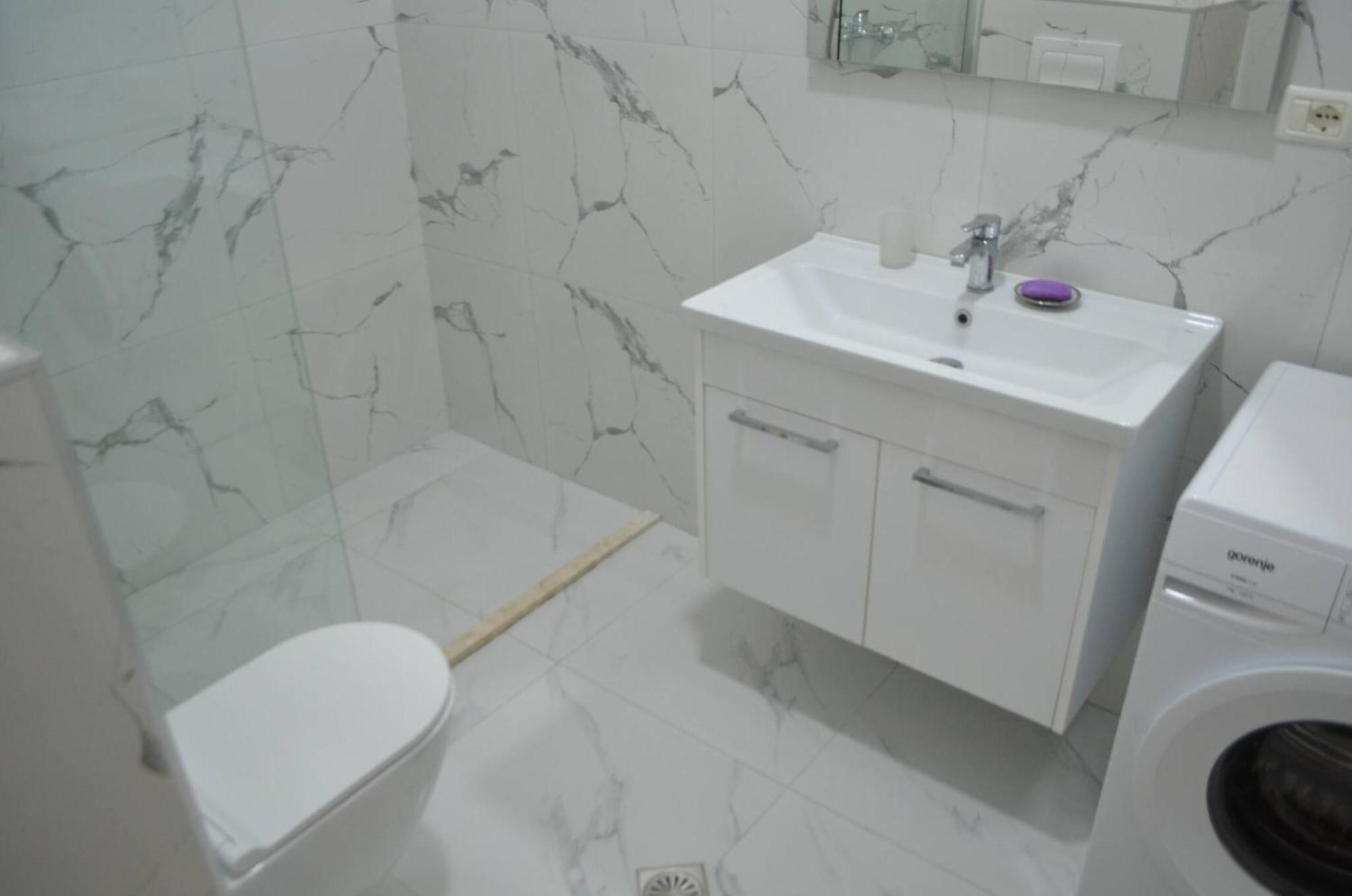 Saint Tropez Apartment Saranda Zewnętrze zdjęcie