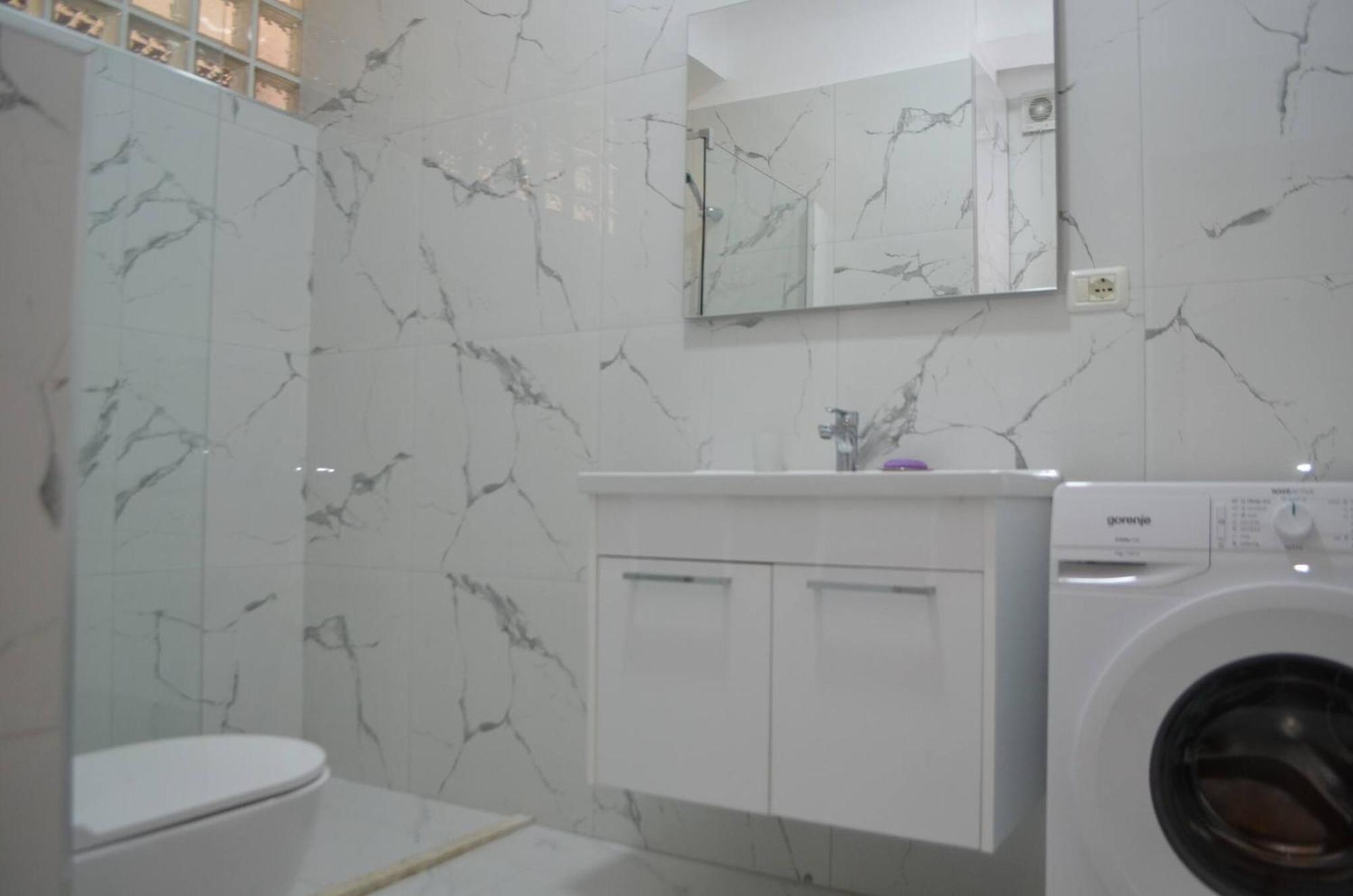 Saint Tropez Apartment Saranda Zewnętrze zdjęcie